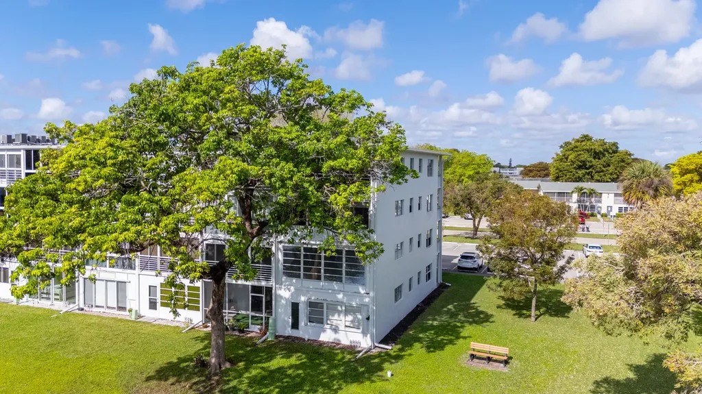 3024 Durham A Deerfield Beach FL 33442