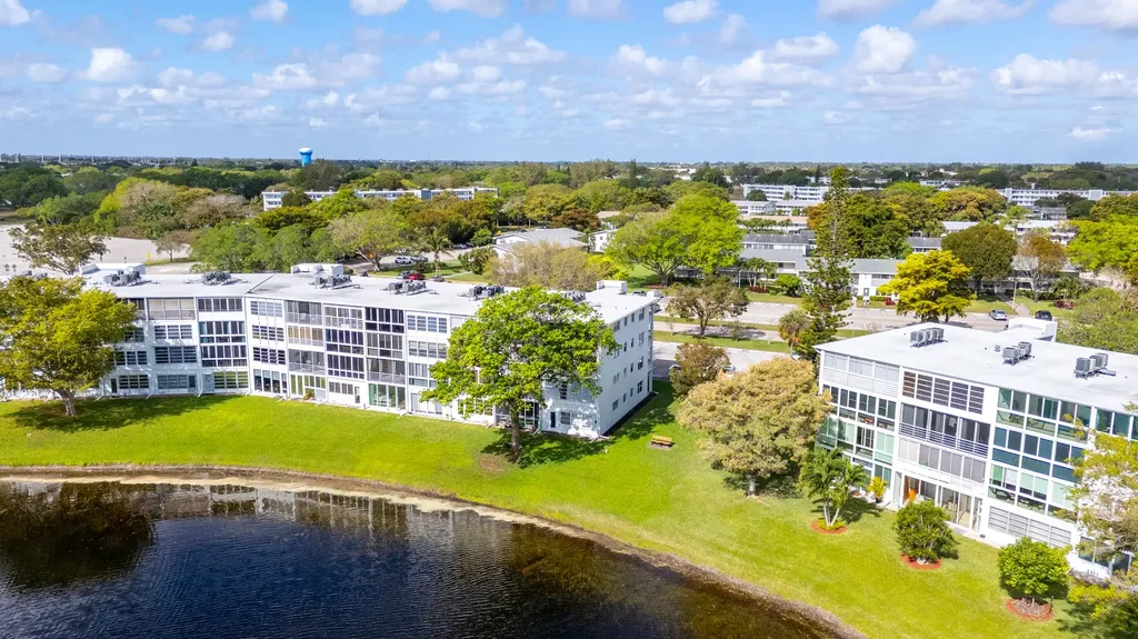 3024 Durham A Deerfield Beach FL 33442