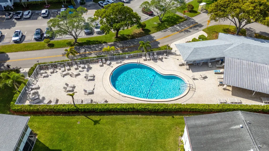3024 Durham A Deerfield Beach FL 33442
