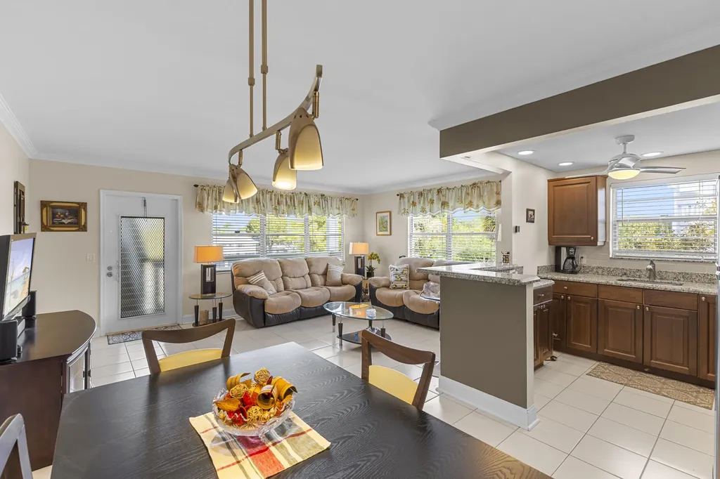3024 Durham A Deerfield Beach FL 33442