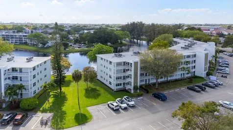 3024 Durham A Deerfield Beach FL 33442