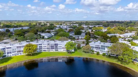 3024 Durham A Deerfield Beach FL 33442