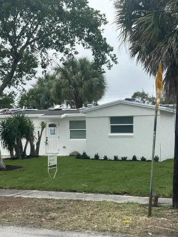 1531 W Avenue H W Riviera Beach FL 33404