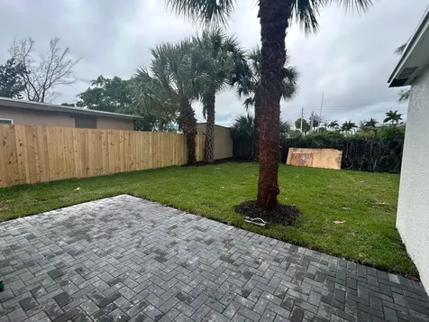 1531 W Avenue H W Riviera Beach FL 33404