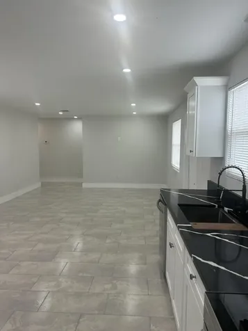 1531 W Avenue H W Riviera Beach FL 33404