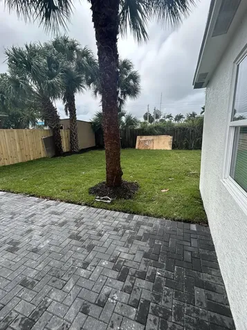 1531 W Avenue H W Riviera Beach FL 33404