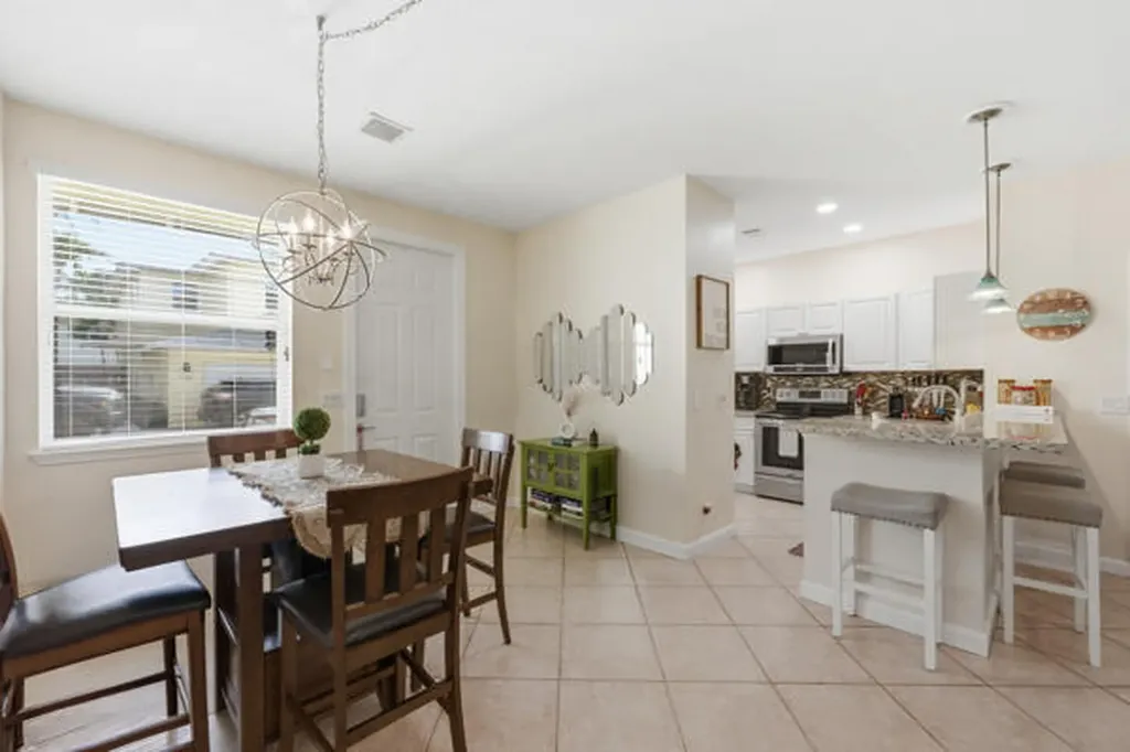 824 SE 4th Court Deerfield Beach FL 33441