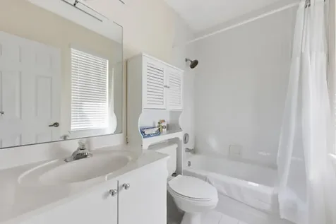 824 SE 4th Court Deerfield Beach FL 33441