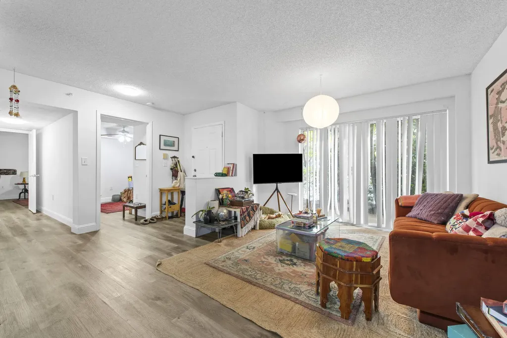 741 N Pine Island Road Plantation FL 33324