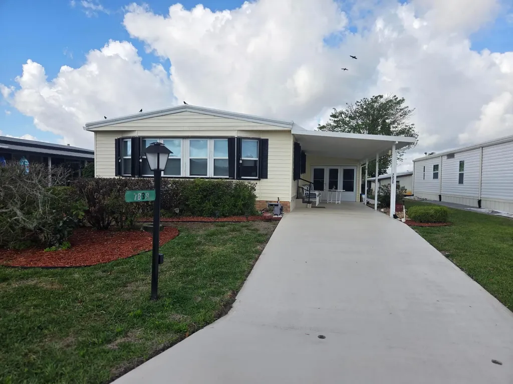 7838 SE Continental Drive Hobe Sound FL 33455