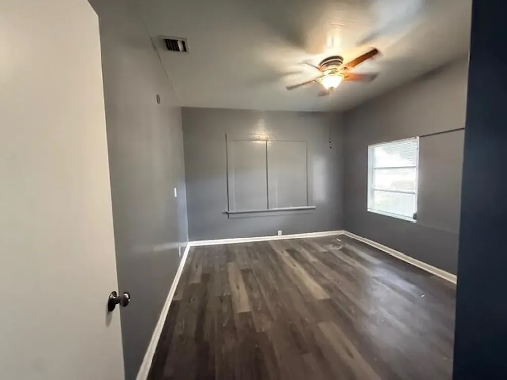 1909 Division Avenue West Palm Beach FL 33407