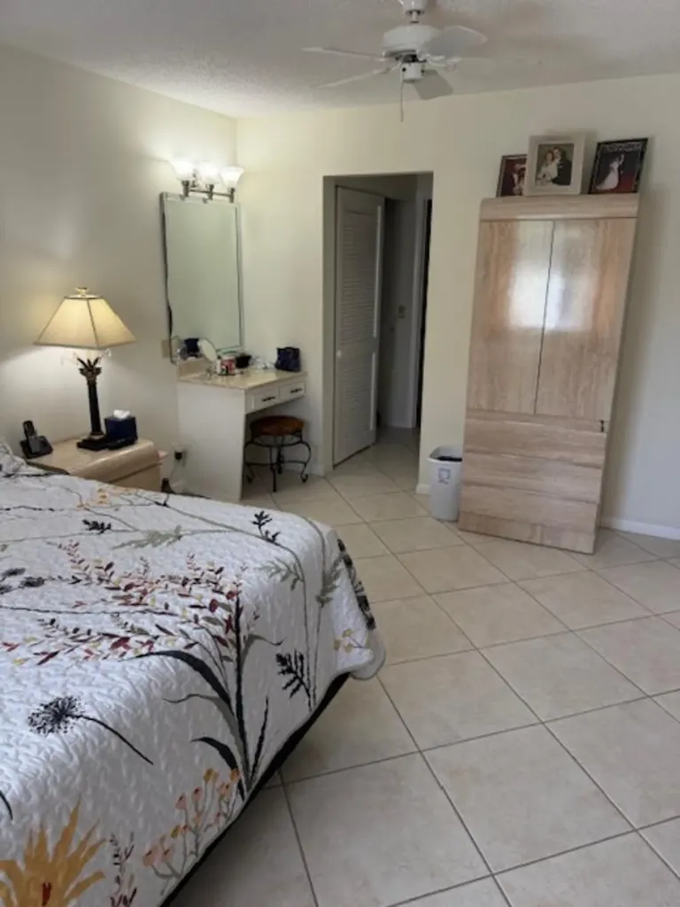 13678 Vía Flora Delray Beach FL 33484
