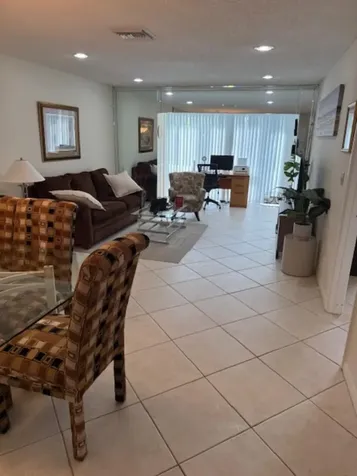 13678 Vía Flora Delray Beach FL 33484