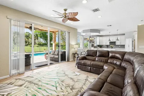 2015 Reston Circle Royal Palm Beach FL 33411