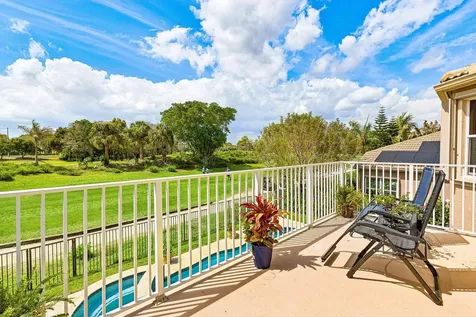 2015 Reston Circle Royal Palm Beach FL 33411