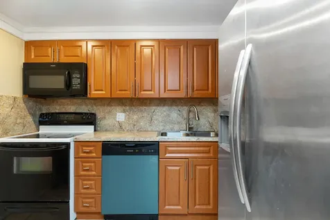 3710 Inverrary Drive Lauderhill FL 33319