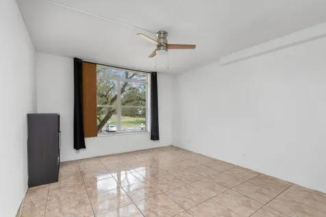 3710 Inverrary Drive Lauderhill FL 33319