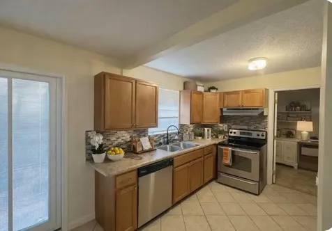 823 Lynnwood Drive Lake Worth Beach FL 33461