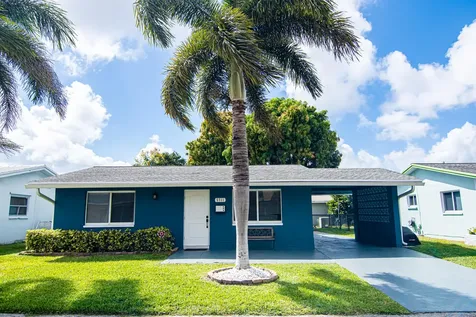 5711 NW 48th Avenue Tamarac FL 33319