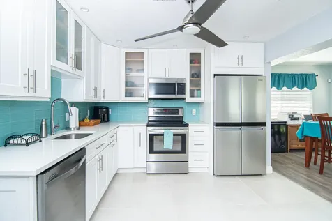 5711 NW 48th Avenue Tamarac FL 33319