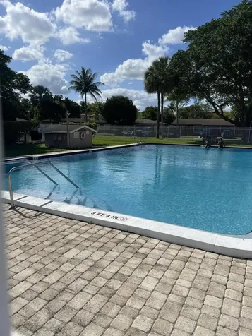 5711 NW 48th Avenue Tamarac FL 33319