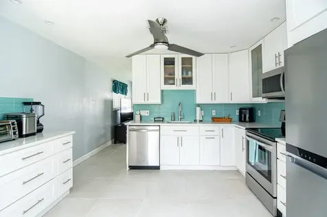 5711 NW 48th Avenue Tamarac FL 33319