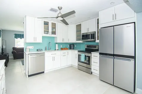 5711 NW 48th Avenue Tamarac FL 33319