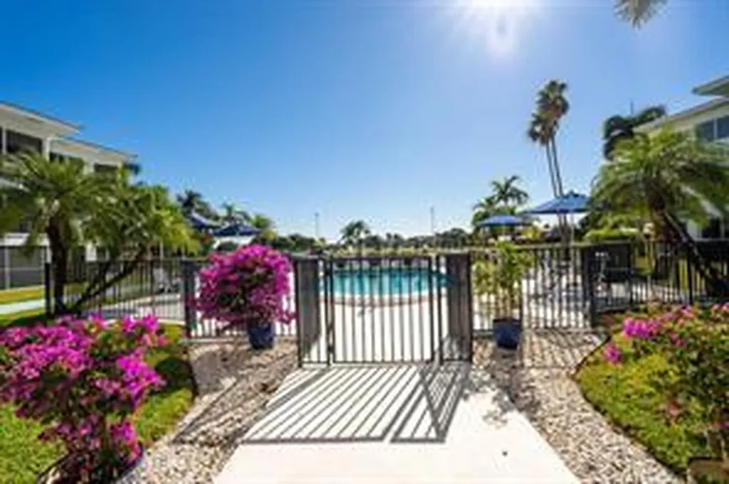 4848 NE 23rd Avenue Fort Lauderdale FL 33308