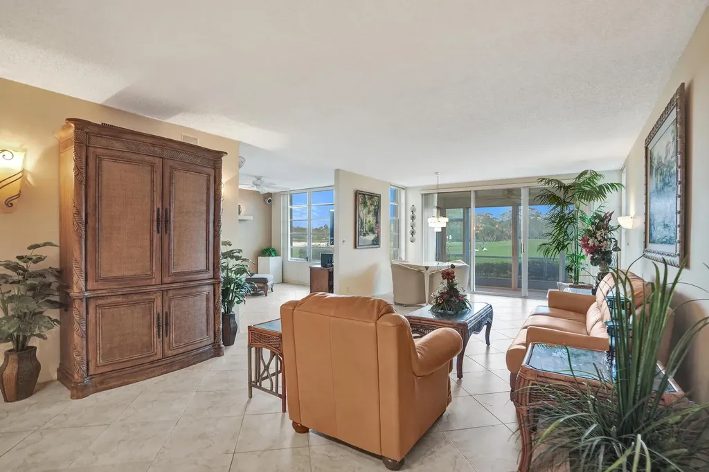 806 Cypress Boulevard Pompano Beach FL 33069