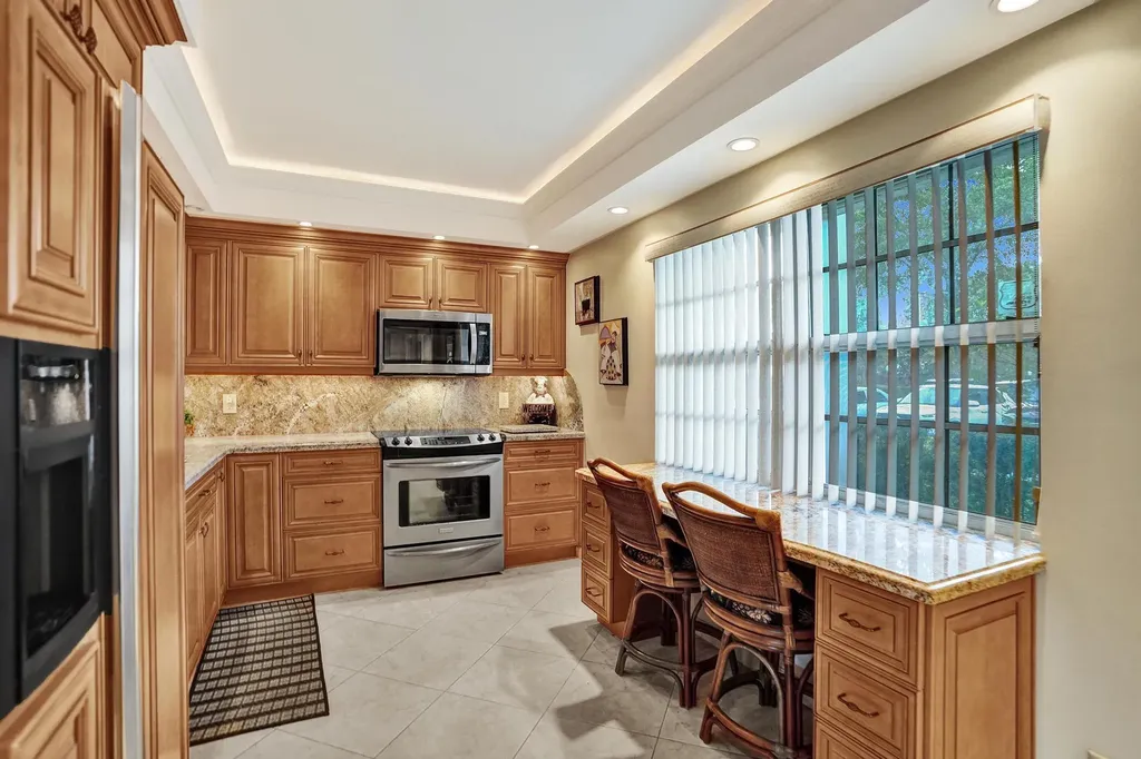 806 Cypress Boulevard Pompano Beach FL 33069
