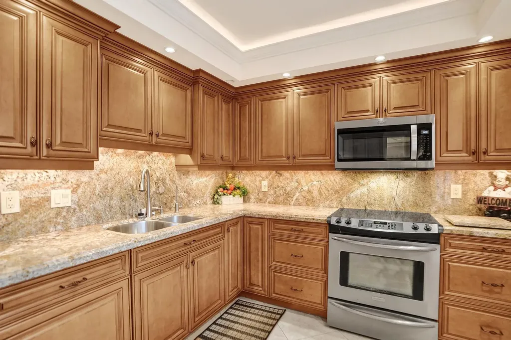 806 Cypress Boulevard Pompano Beach FL 33069