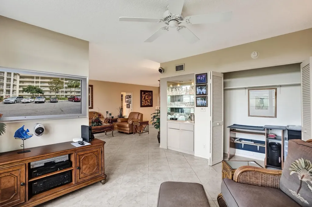 806 Cypress Boulevard Pompano Beach FL 33069