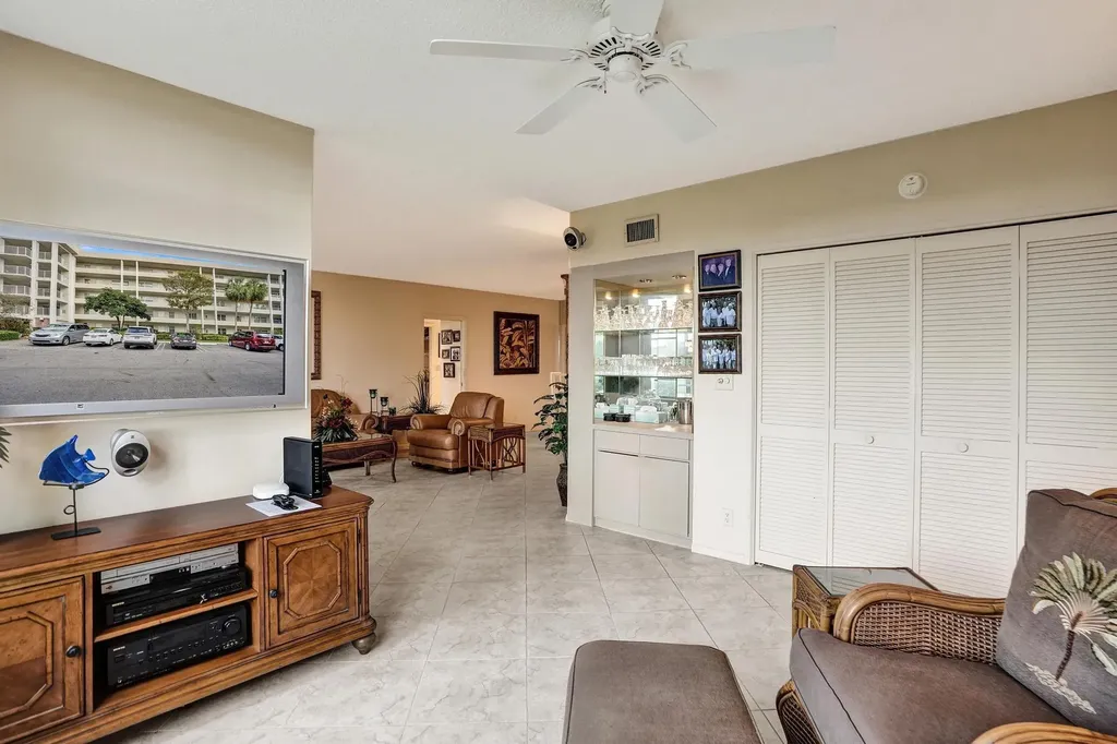 806 Cypress Boulevard Pompano Beach FL 33069