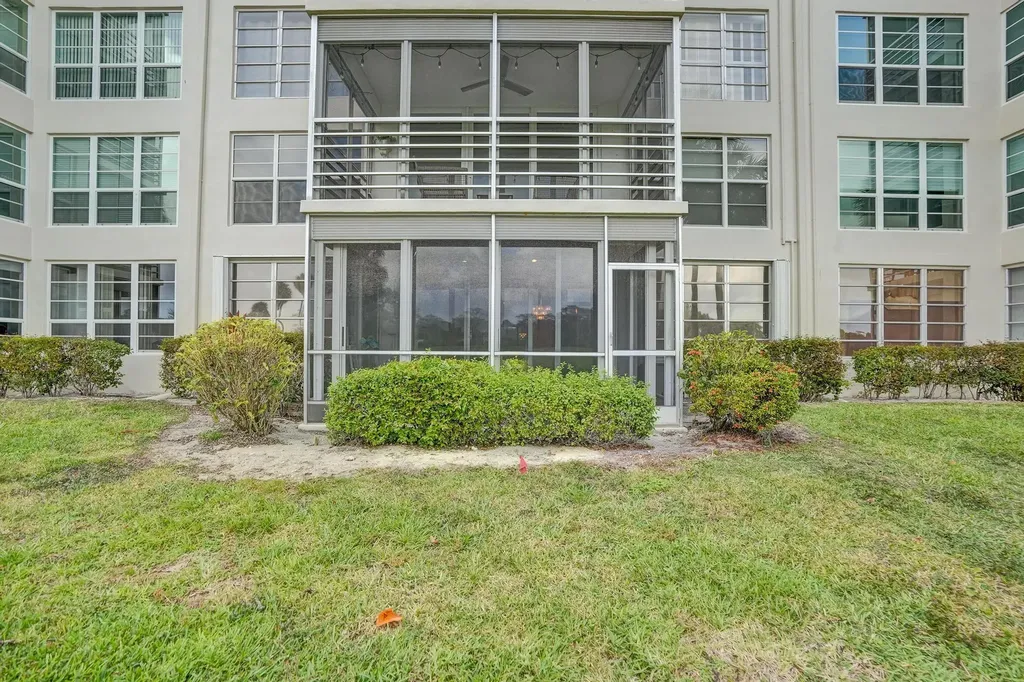806 Cypress Boulevard Pompano Beach FL 33069