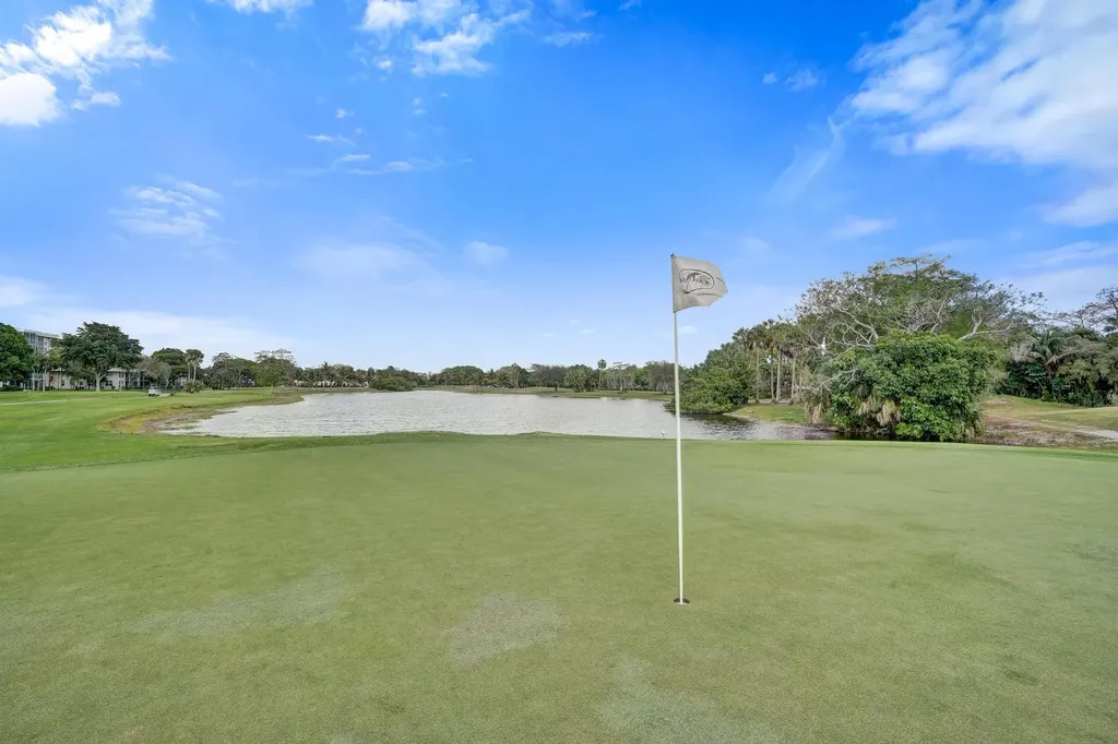 806 Cypress Boulevard Pompano Beach FL 33069