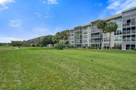 806 Cypress Boulevard Pompano Beach FL 33069