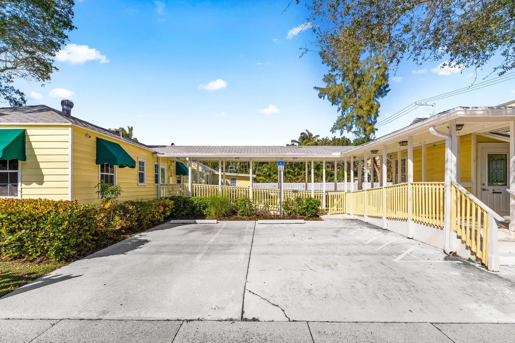 201 NE 1st Avenue Delray Beach FL 33444