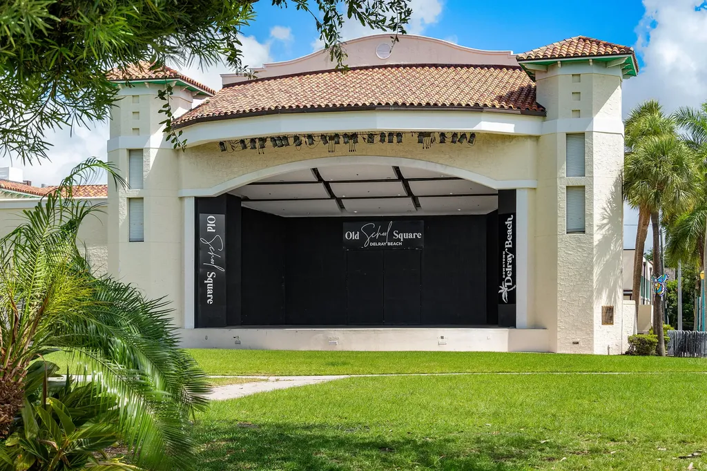 201 NE 1st Avenue Delray Beach FL 33444