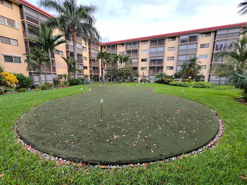 2601 NE 14th Street Pompano Beach FL 33062