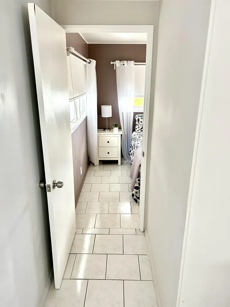 3240 State Street Hollywood FL 33021