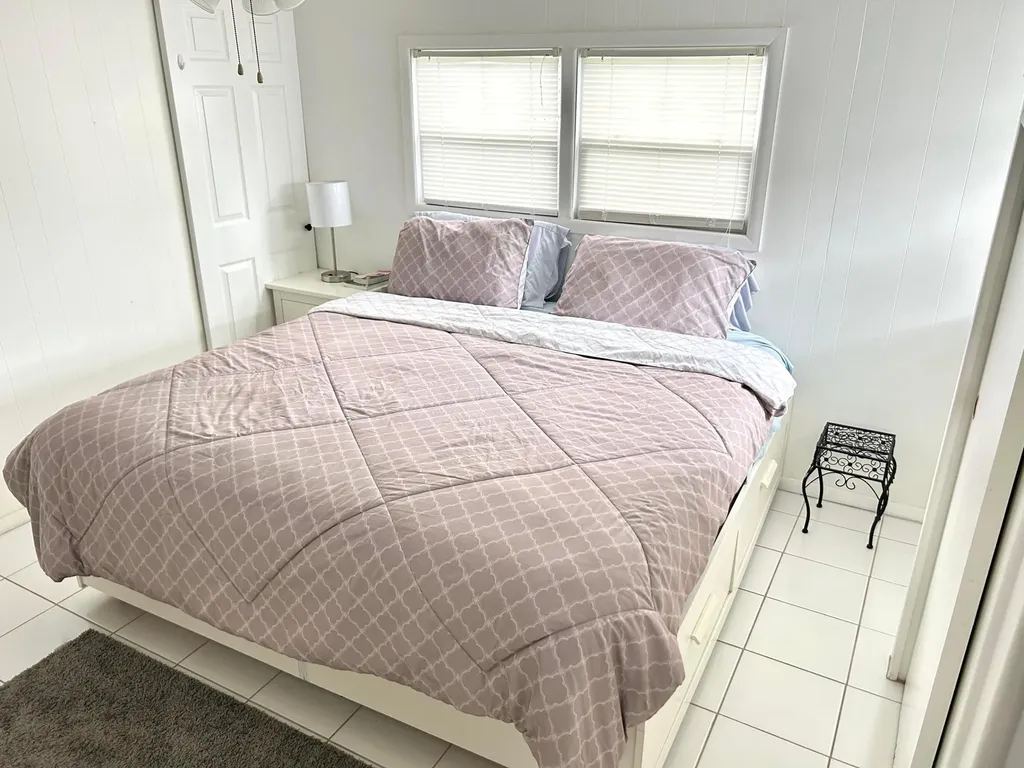 3240 State Street Hollywood FL 33021