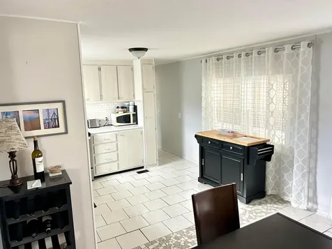 3240 State Street Hollywood FL 33021