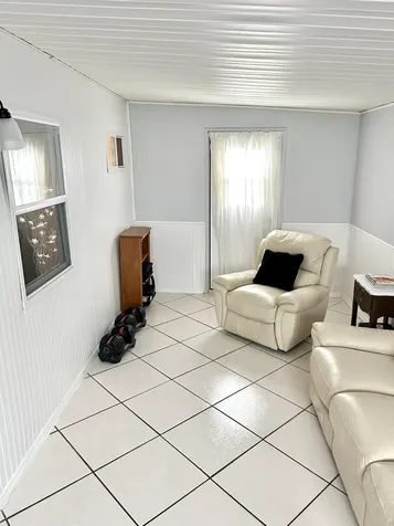 3240 State Street Hollywood FL 33021