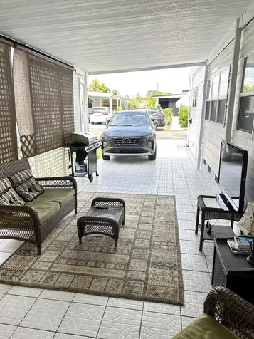 3240 State Street Hollywood FL 33021