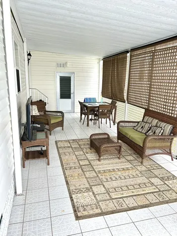 3240 State Street Hollywood FL 33021