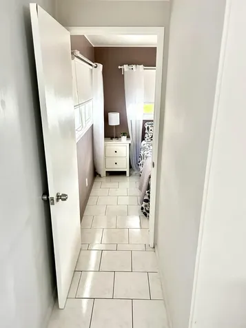 3240 State Street Hollywood FL 33021