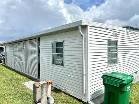 3240 State Street Hollywood FL 33021