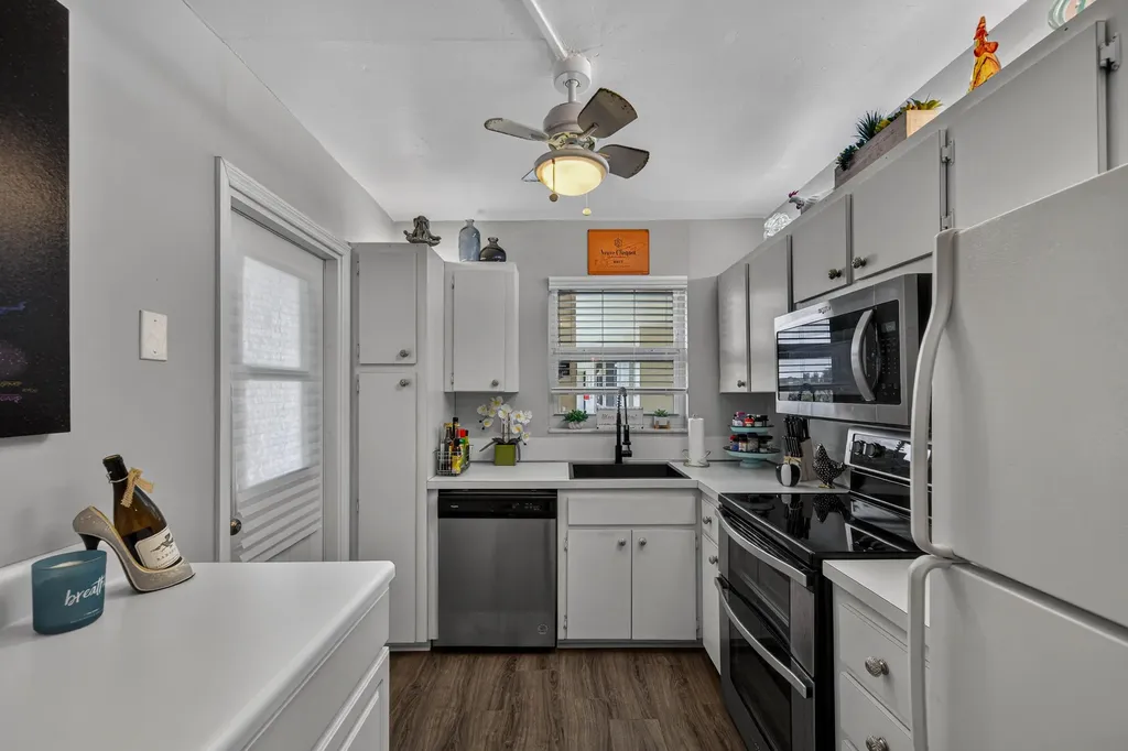 804 SE 7th Street SE Deerfield Beach FL 33441