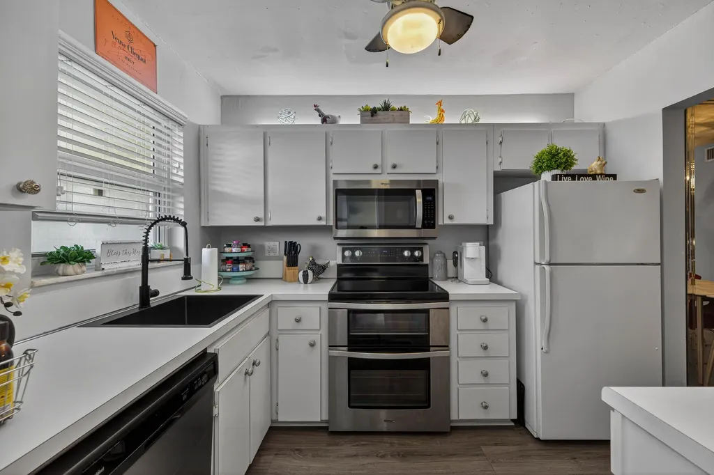 804 SE 7th Street SE Deerfield Beach FL 33441