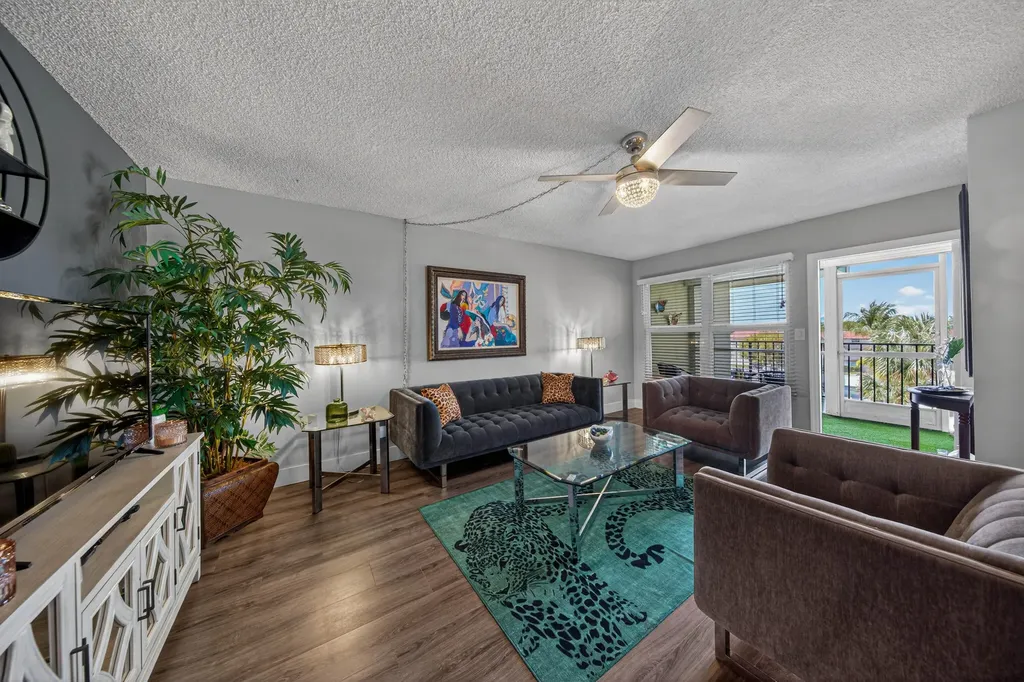 804 SE 7th Street SE Deerfield Beach FL 33441